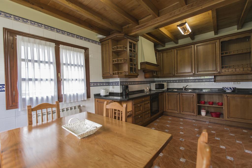 Casas Rurales Playa De Guadamia Llames de Pria ภายนอก รูปภาพ