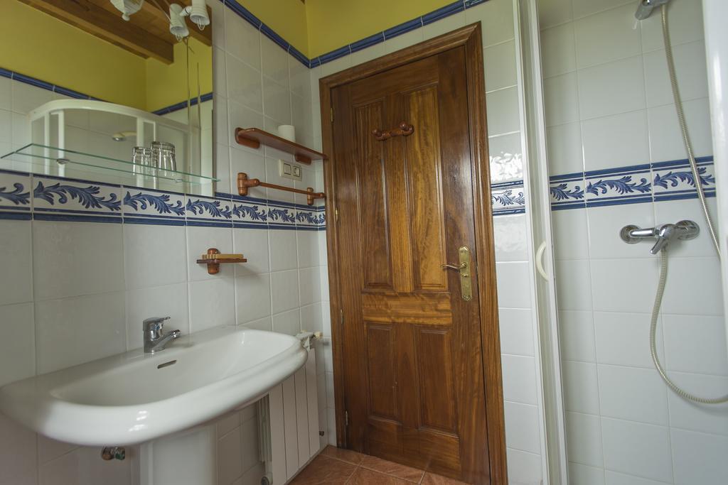 Casas Rurales Playa De Guadamia Llames de Pria ภายนอก รูปภาพ