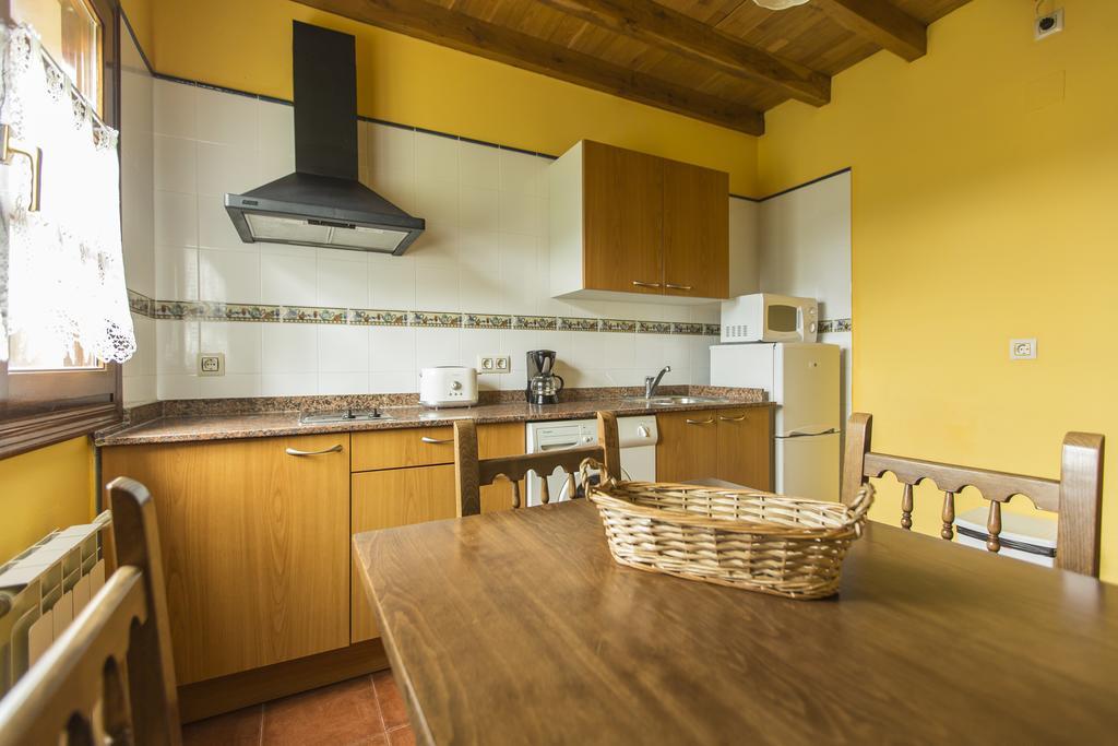 Casas Rurales Playa De Guadamia Llames de Pria ภายนอก รูปภาพ