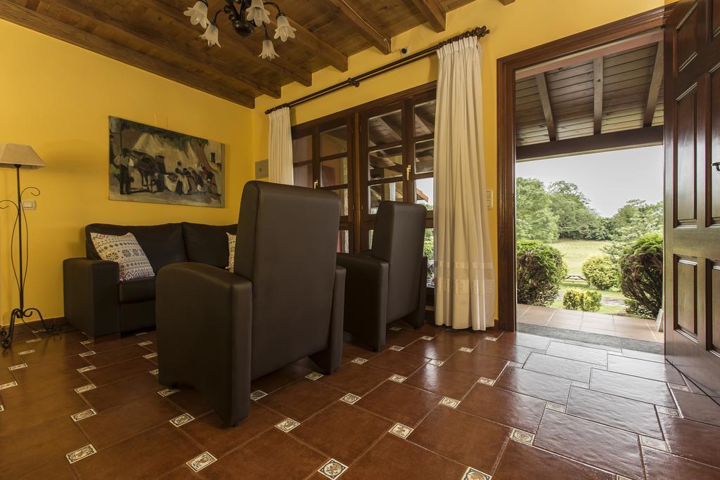 Casas Rurales Playa De Guadamia Llames de Pria ภายนอก รูปภาพ