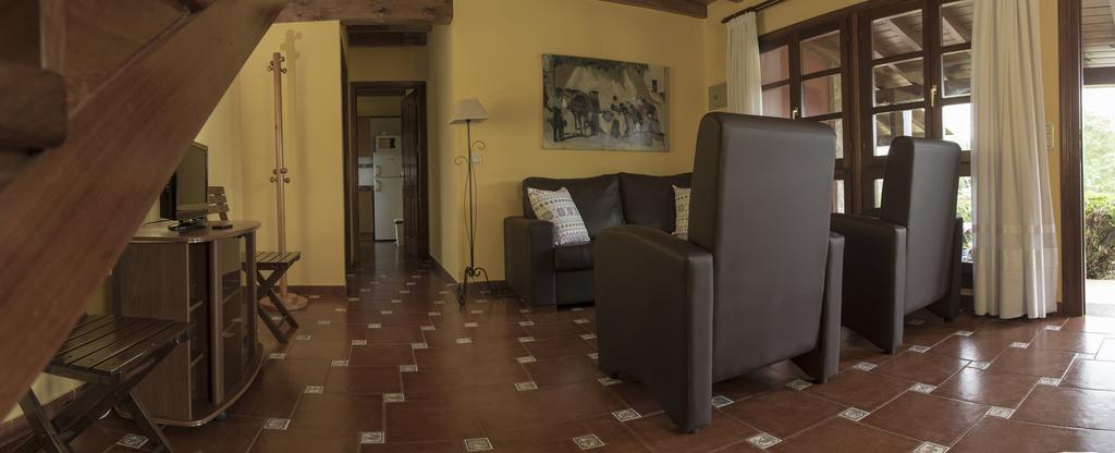 Casas Rurales Playa De Guadamia Llames de Pria ภายนอก รูปภาพ