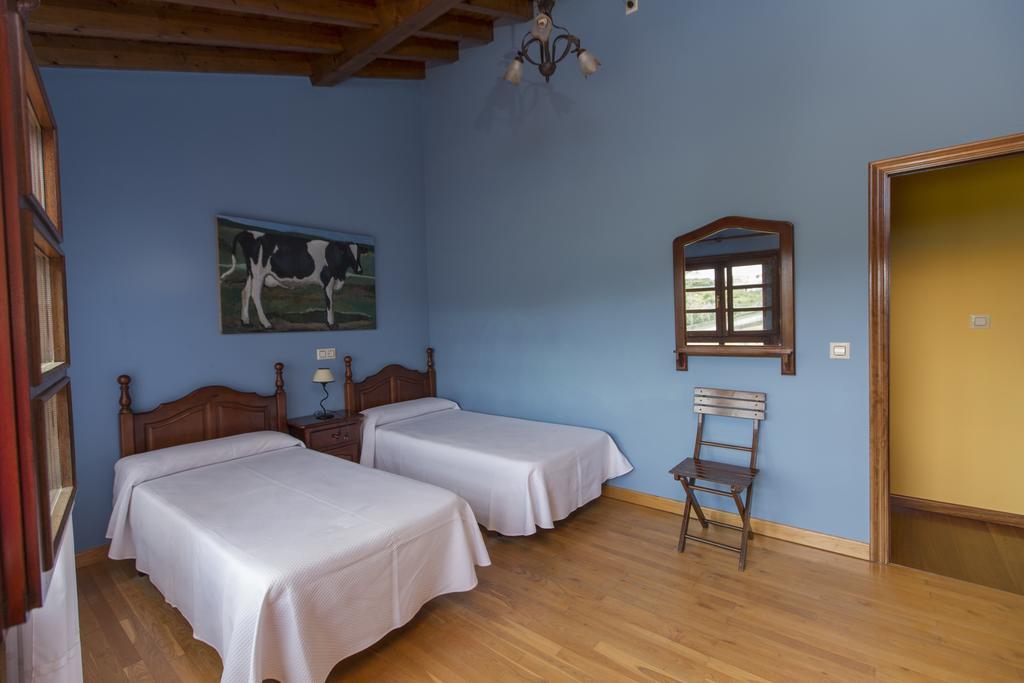 Casas Rurales Playa De Guadamia Llames de Pria ภายนอก รูปภาพ